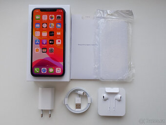 APPLE iPhone X 256GB Space Grey - ZÁRUKA - 100% BATERIE - 3