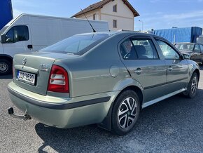 Škoda Octavia 1.6 MPI RS Nárazniky - 3