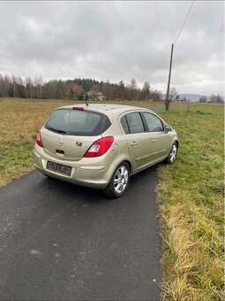 Opel Corsa D 1.4i - 3