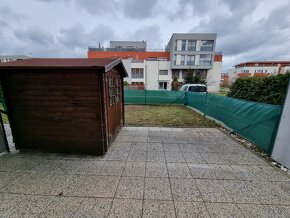 Pronájem bytu 1+kk 32 m² s předzahrádkou - 3