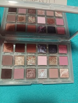 Paletka Huda Beauty Rose Quartz - 3