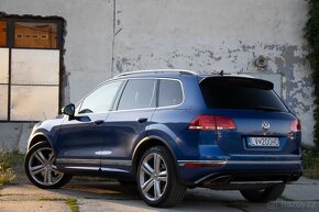 Volkswagen Touareg II 4.2 V8 TDI Premium 4MOTION - 3