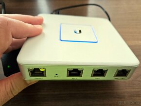 Ubiquiti Unifi Security Gateway (USG) - 3