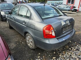 Hyundai Accent 2006 1,4i 71kW - JEZDI - DILY - 3