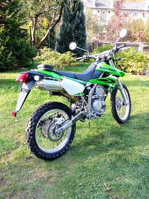 Kawasaki KLX 250 Najeto pouze 500 Km  - 3