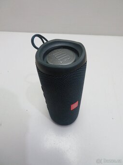 Přenosný reproduktor JBL FLIP 5 černý - 3