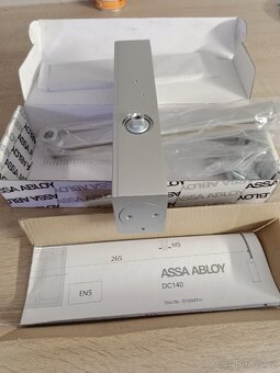 Dveřní samozavírač Assa Abloy DC 140 - 3