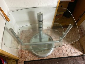 Skleněný otočný TV stolek - 3