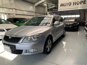 Škoda Octavia combi 2.0 TDI Ambition r.v.2011 - 3