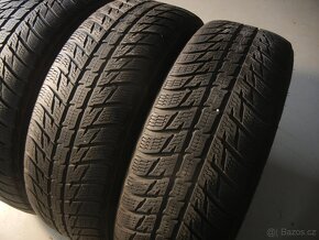 Zimní pneu Nokian 215/65R17 - 3