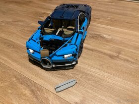 Lego-Bugatti Shiron - 3