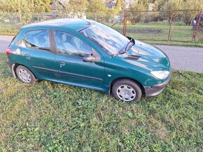 Peugeot 206 1.1, 44 kw, r.v. 2000 - 3