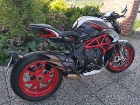 MV Agusta Dragster 800 RC SCS MY21 - 3