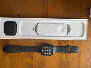 APPLE WATCH 8 45mm, černé - 3