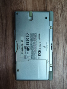 Nintendo Game Boy DS Lite - 3