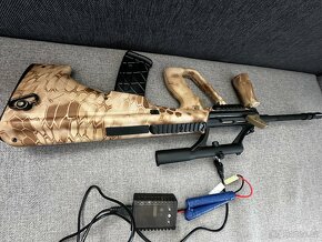 Prodám airsoft Steyr AUG- barva pískoví - 3