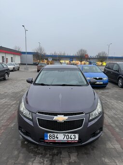 Chevrolet cruze ls - 3