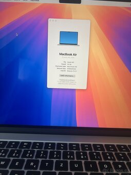 MacBook Air M3 15,3” – 16GB RAM / 256GB SSD – Silver – TOP - 3