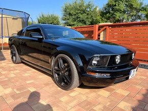 Ford Mustang 4.0 2005, automat - 3