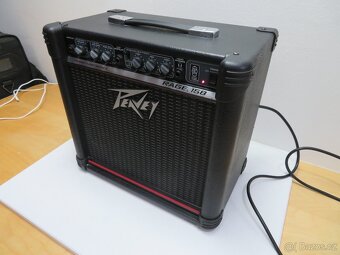 Tranzistorové kytarové kombo Peavey Rage 158 - 3