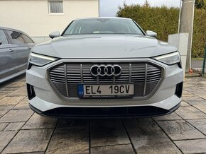 Audi e-tron, 55, 300kw,alcantara,tour,carplay,nový motor - 3