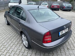 Škoda Superb 1.9 TDi 96kw Elegance, ČR, jasná historie - 3