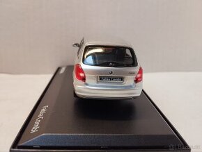 Škoda Fabia II combi facelift 1:43 Abrex - 3