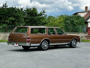 Chevrolet Caprice Classic Wagon - 3