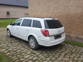 Opel Astra H 1.9CDti caravan - 3