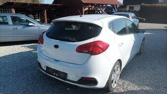 Kia Cee'd 1.4 benzín - 3