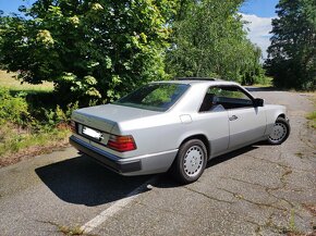 prodám Mercedes Benz w124 coupe 300 ce 24 - 3