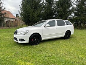 Škoda Octavia 2 FL RS DSG 2.0 TDI 125kW - 3