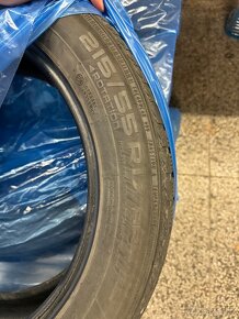 Zimní pneu 215/55 R17 98H XL - 3