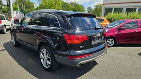 Audi Q7 3,0 TDi Quattro - 3