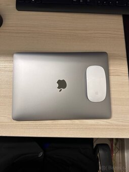 MacBook Air M1, 2020 - 3