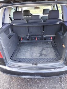 Volkswagen Touran 1.9 TDi - 3