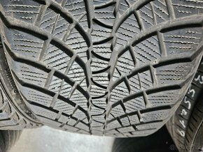 235/35R19 91W XL Kumho - 3