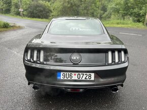 Ford Mustang GT 5,0 V8 310kW - CZ - odpočet DPH - 38.000km - 3