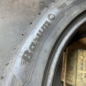 Zimní pneu 165/70 R14 81T Barum 5mm - 3