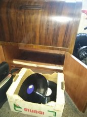 Starý funkční gramofon - 3