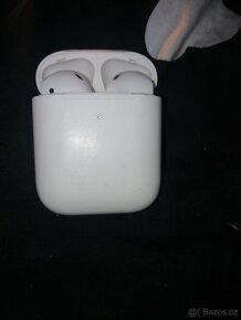 Airpods 2 - 3