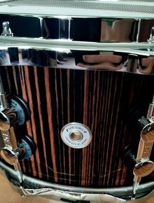 Prodám nový snare Sonor SQ2 Maple- 14x6,5" Ebony(PC33831,-) - 3