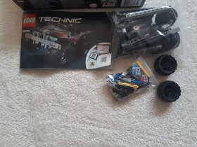 Lego TECHNIC - 42090 Útěk v teréňáku - 3