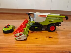 RC kombajn Claas Lexikon 780 - 3