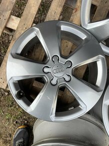 17" ALU kola – 5x112R 17 Audi tmavé - 3