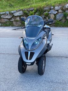 Piaggio MP3 400 LT řidičák B - 3