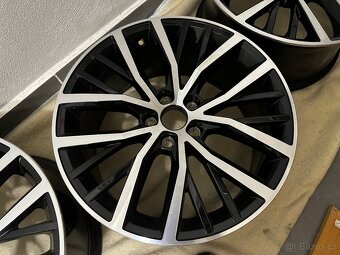 Volkswagen Parabolica - 17" 5x100 7.5J - výborný stav - 3