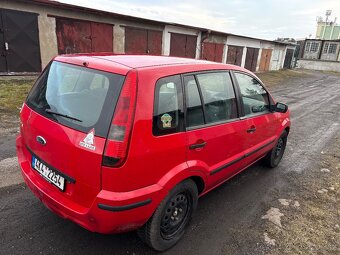 Prodám Ford Fusion 1,6. 74Kw. Benzín . Rok 2003. - 3