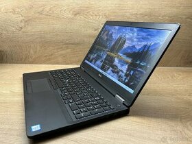 Dell Latitude 5570, i5, 8GB, 256SSD,WIN11,podsvícený - 3