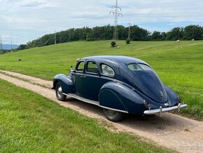 1938 Lincoln Zephyr - 3